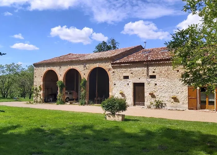 En Pascot - 190 M2 - 3 - 6 Pers - 3 épis Et 3 étoiles - à 10 Mn De Villefranche Et Nailloux *