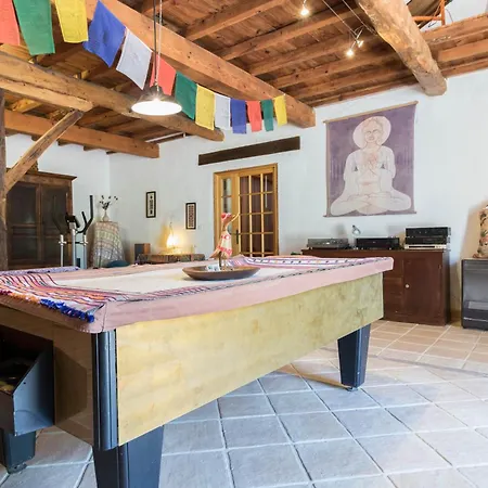 Holiday home En Pascot - 190 M2 Pour 6 Personnes - Ideal Familles Et Amis - 3 Et 2 Salles De Bain - Billard, Jardin, Barbecue Et Bibliotheque - A 10 Min De Villefranche, Nailloux Et Du Canal Du Midi *