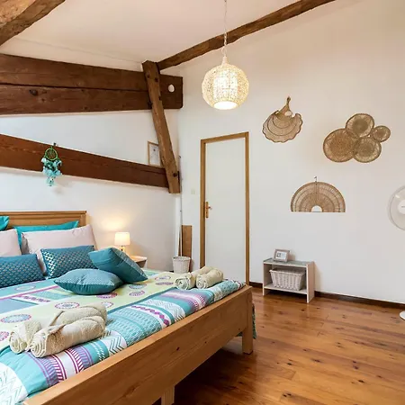 En Pascot - Le Des Retrouvailles En Famille Ou Entre Amis - Authentique Ferme De Caractere Avec Billard, Immense Piece De Vie Et Jardin Feriehus Lagarde (Haute-Garonne)