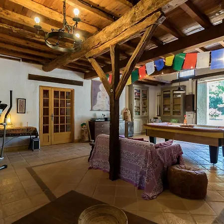 En Pascot - Le Des Retrouvailles En Famille Ou Entre Amis - Authentique Ferme De Caractere Avec Billard, Immense Piece De Vie Et Jardin Feriehus Lagarde (Haute-Garonne)