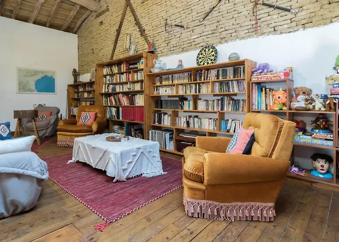 Σπίτι διακοπών En Pascot - 190 M2 Pour 6 Personnes - Ideal Familles Et Amis - 3 Et 2 Salles De Bain - Billard, Jardin, Barbecue Et Bibliotheque - A 10 Min De Villefranche, Nailloux Et Du Canal Du Midi