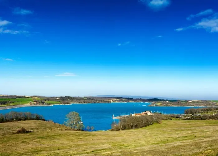 Grand De Charme 190 M2 Avec Billard, Jardin Et Cheminée- Idéal Familles Ou Entre Amis - Proche Canal Du Midi Hébergement de vacances Lagarde (Haute-Garonne)